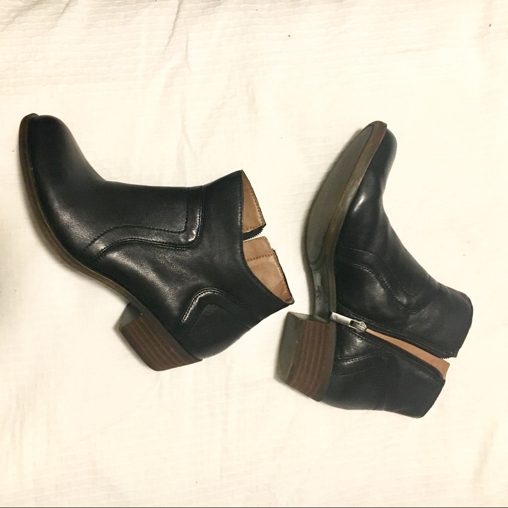 Lucky Brand Black Ankle Booties (Brolley)